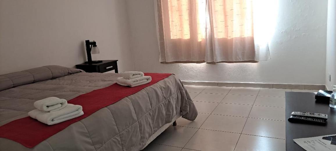 Newen Bed And Breakfast El Chalten Esterno foto